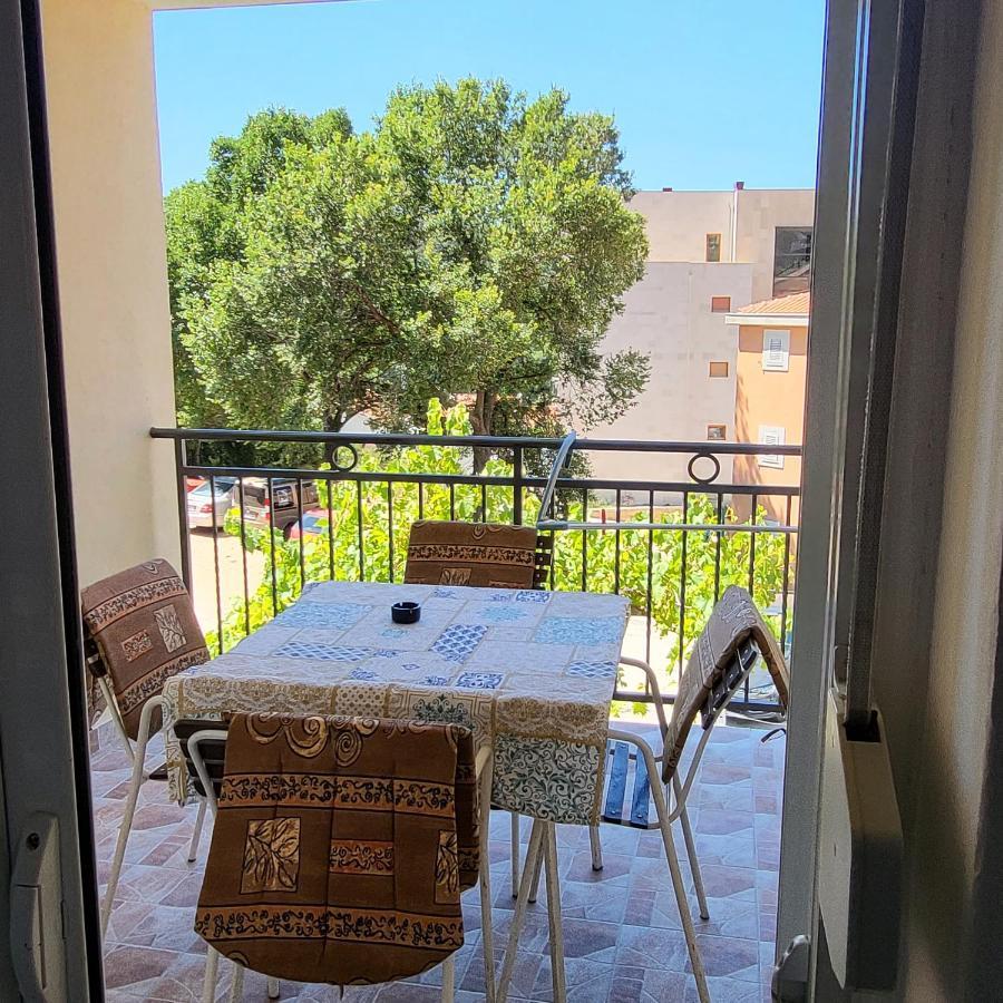 Apartmani Mia Sorajic Petrovac Exterior photo