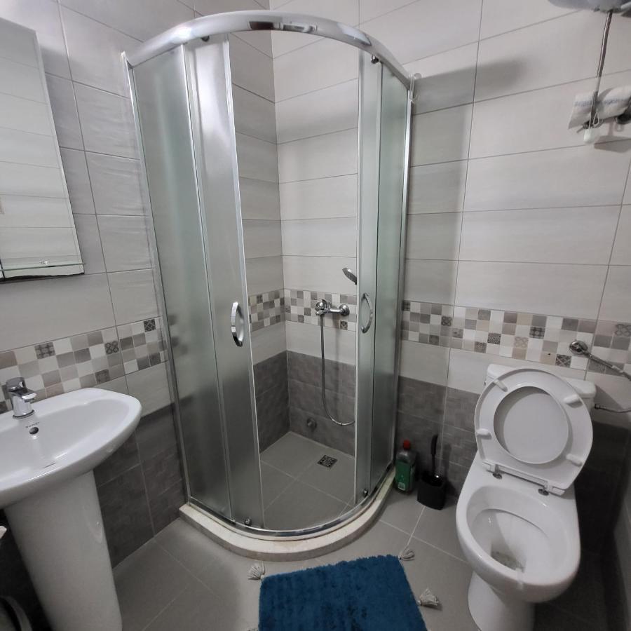 Apartmani Mia Sorajic Petrovac Exterior photo